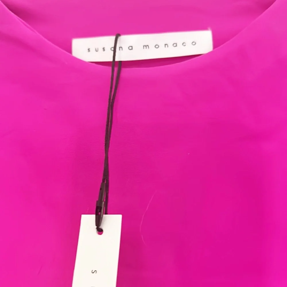 NWT Susana Monaco x Revolve Fuscia Cut Out Long Sleeved top blouse women size M